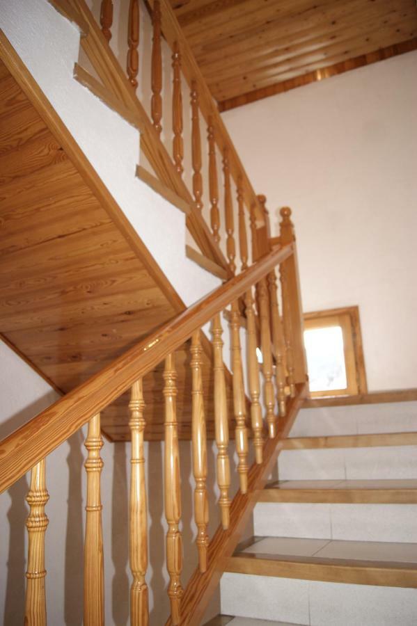 Apartaments Pont Romanic Espot Exterior photo